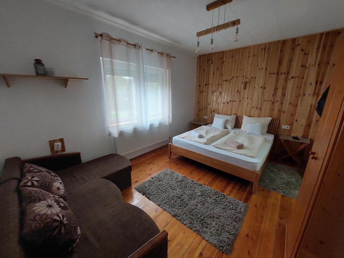 Fenyőfa vendégház Szilvasvarad Exterior foto